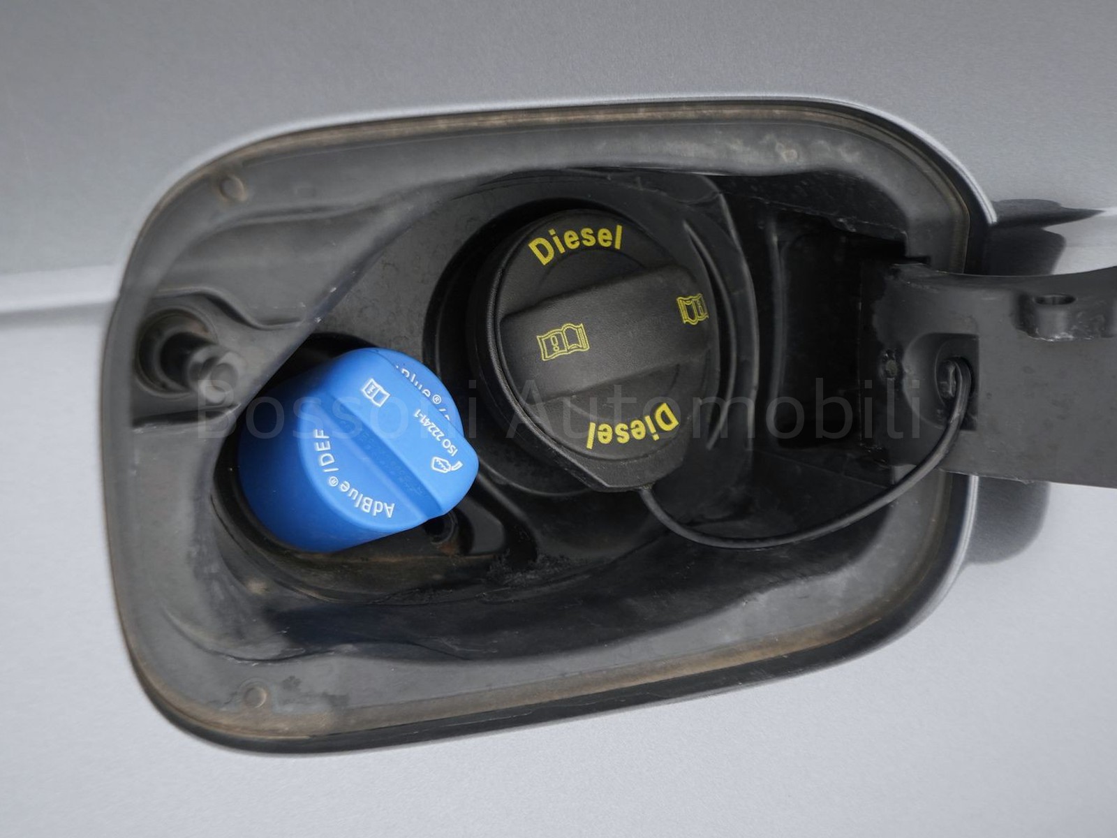 32 - Audi Q5 sportback 40 2.0 tdi mhev 12v s line quattro s tronic