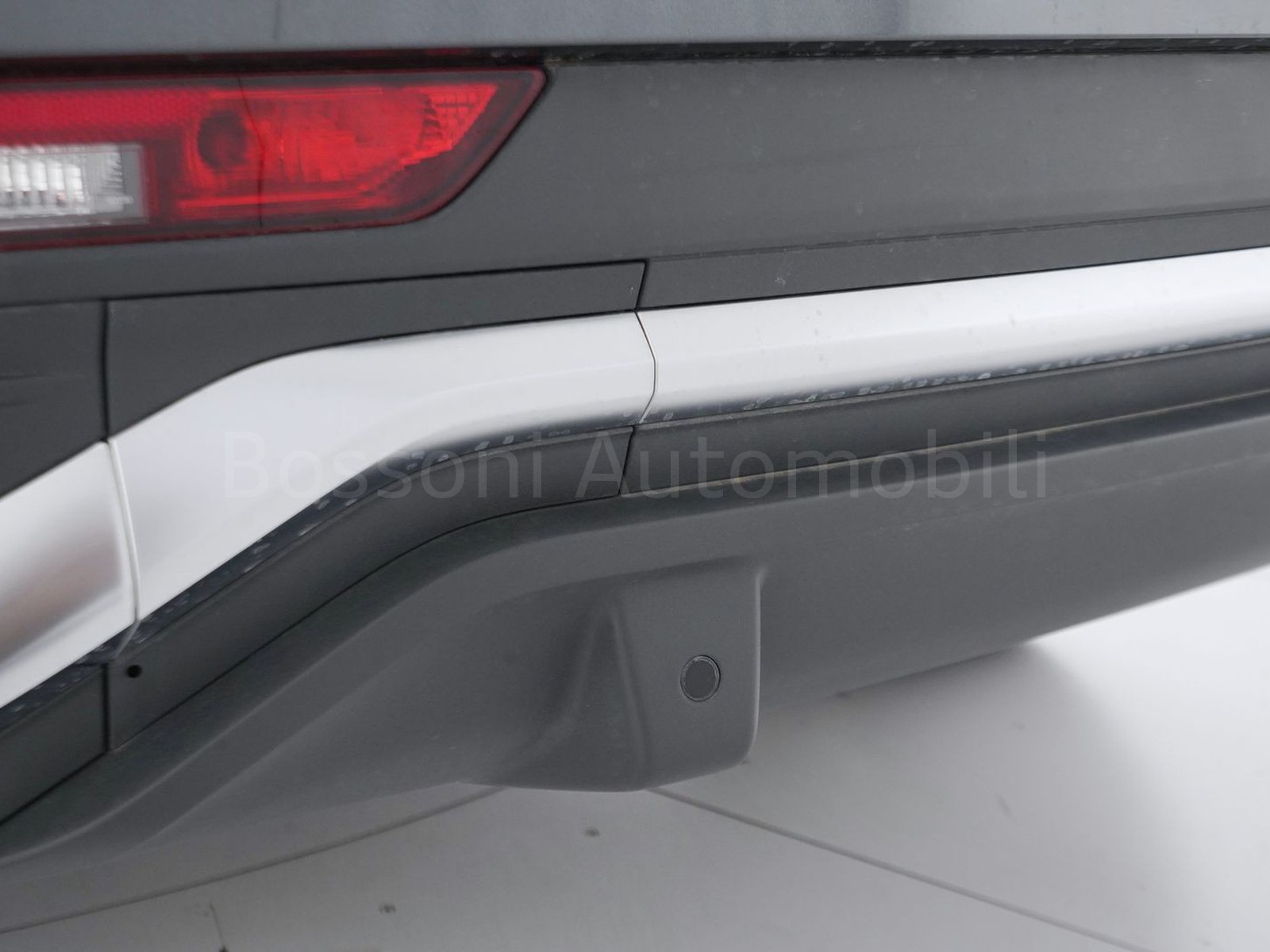 8 - Audi Q5 sportback 40 2.0 tdi mhev 12v s line quattro s tronic