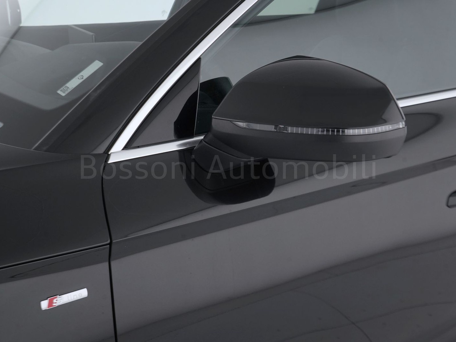 39 - Audi Q5 sportback 40 2.0 tdi mhev 12v s line quattro s tronic