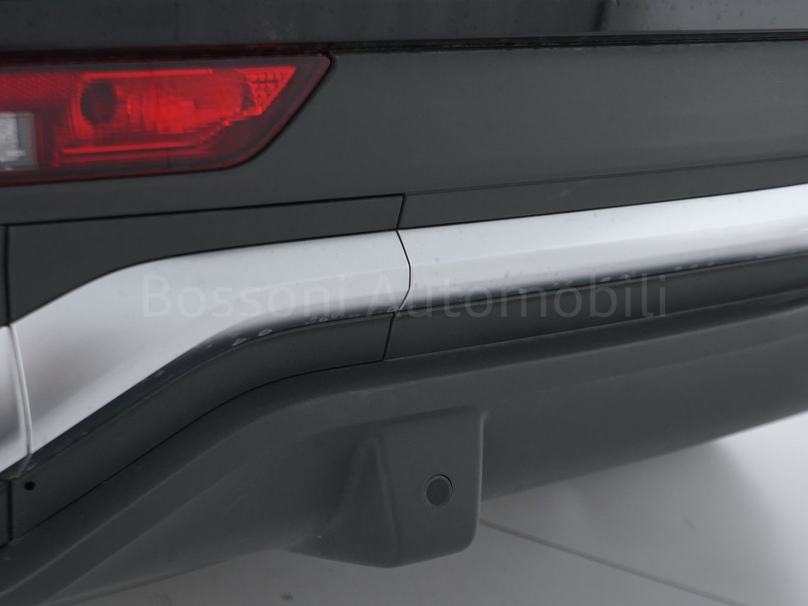 8 - Audi Q5 sportback 40 2.0 tdi mhev 12v s line quattro s tronic