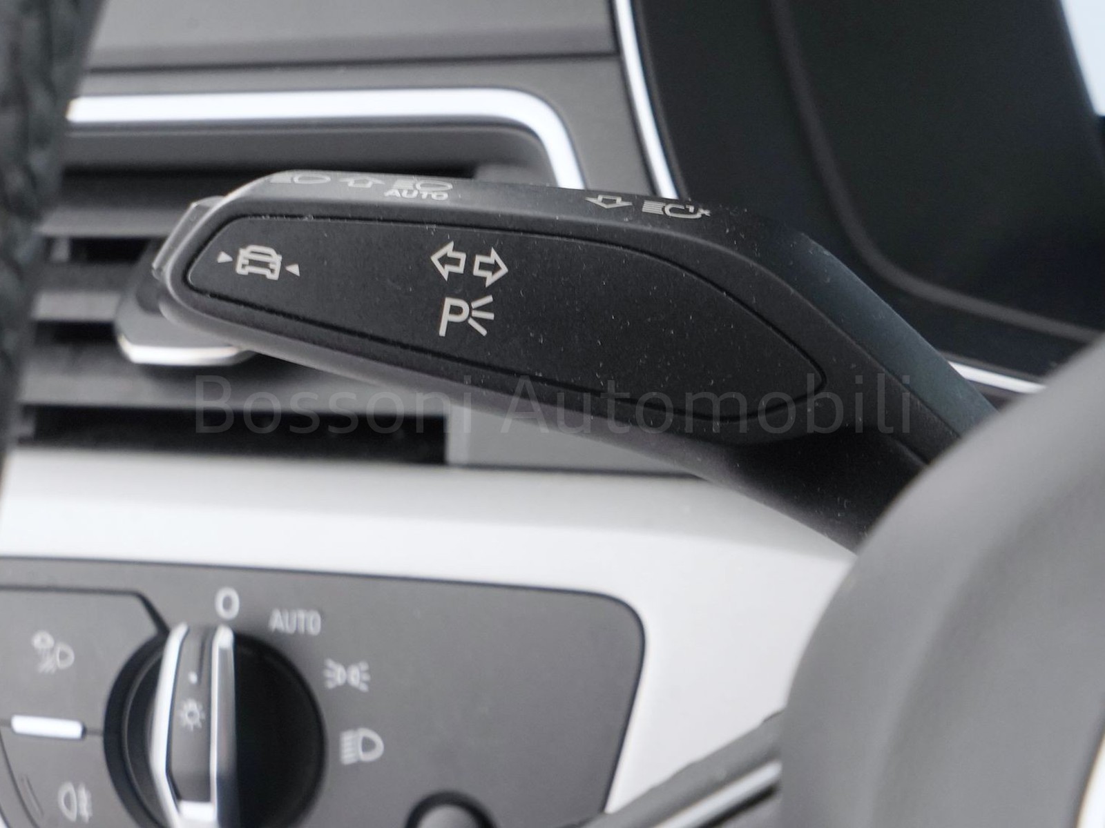 26 - Audi A4 avant 35 2.0 tdi mhev 163cv business advanced s tronic