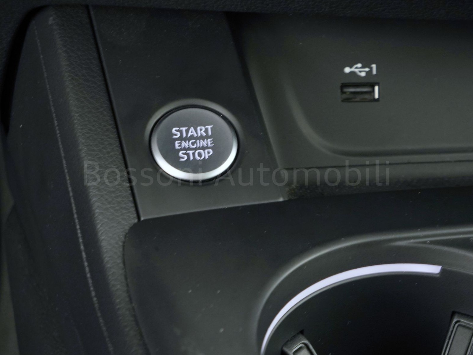 24 - Audi A4 allroad allroad 40 2.0 tdi mhev 204cv business evolution quattro s tronic