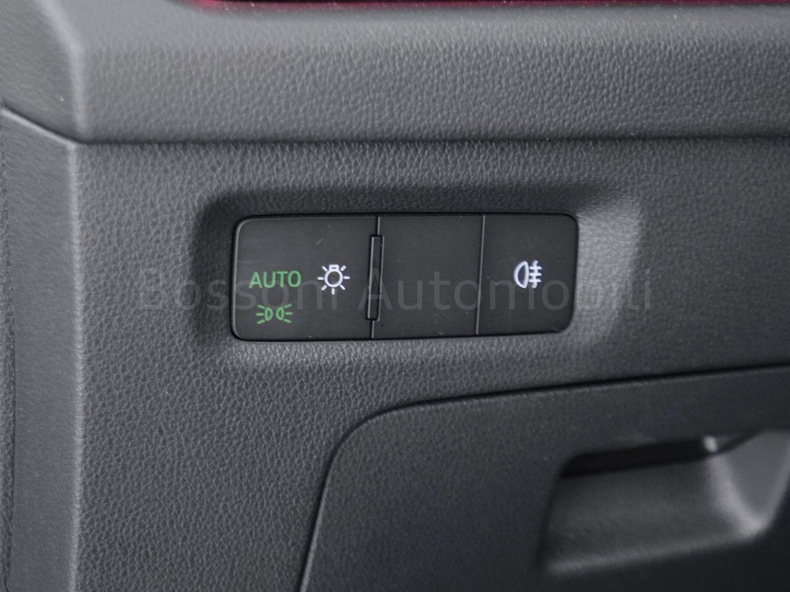 16 - Skoda Octavia wagon 2.0 tdi 150cv executive dsg