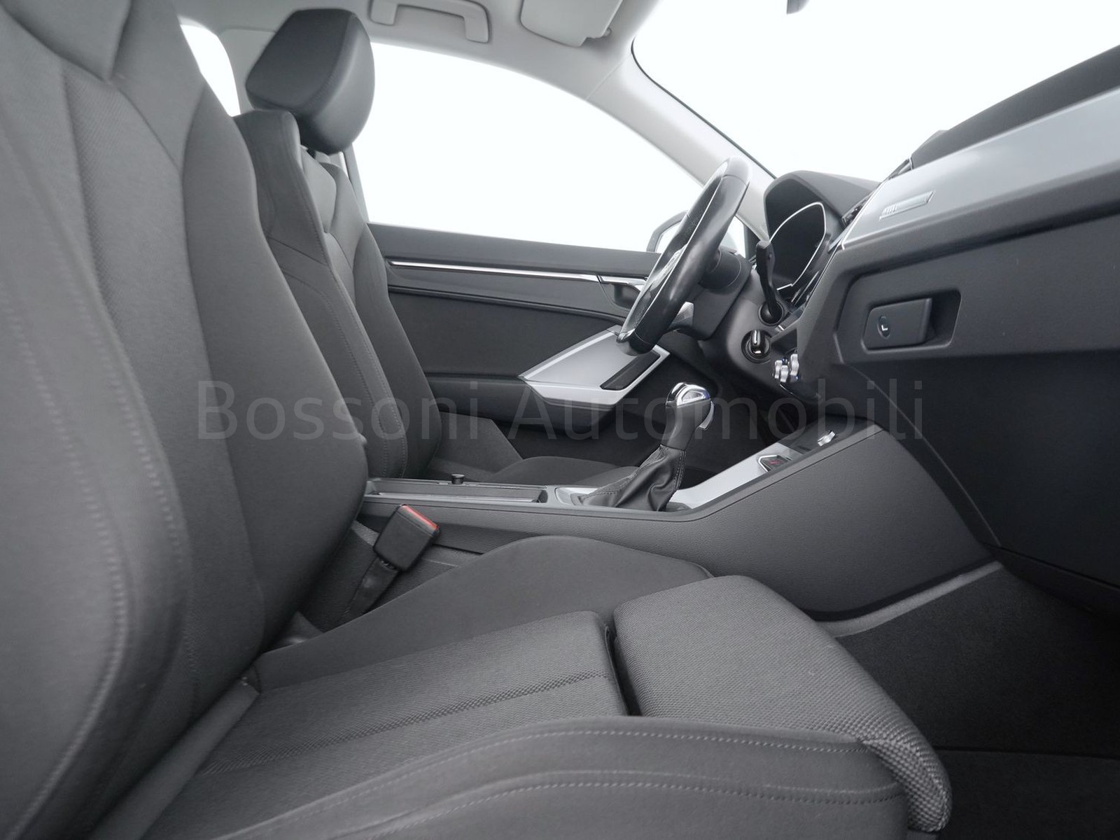 16 - Audi Q3 sportback 35 1.5 tfsi mhev 150cv s line edition s tronic