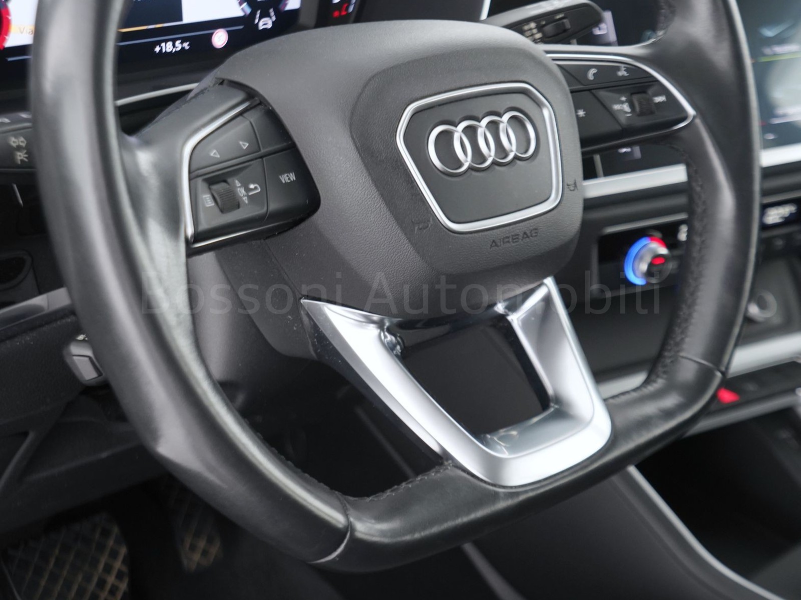 24 - Audi Q3 sportback 35 1.5 tfsi mhev 150cv s line edition s tronic