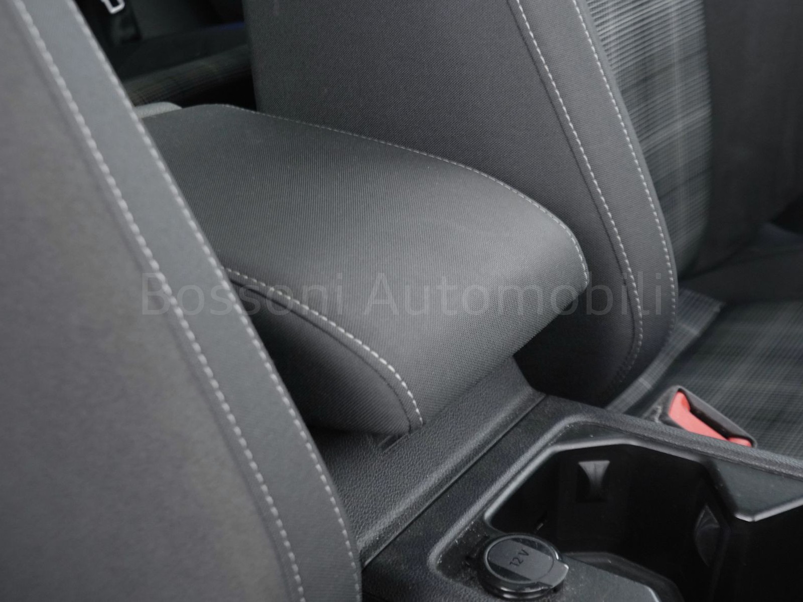 23 - Volkswagen Golf 2.0 tdi 200cv gtd dsg