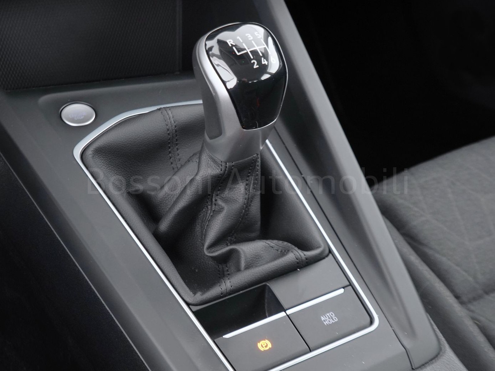 22 - Volkswagen Golf 2.0 tdi scr 115cv life