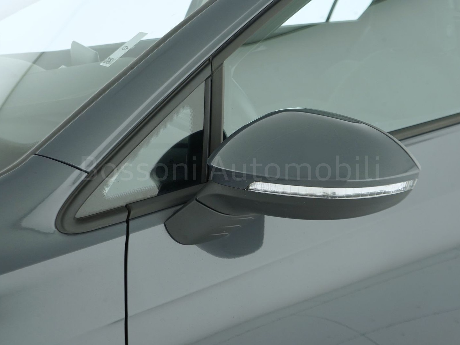 34 - Volkswagen Golf 2.0 tdi scr 115cv life