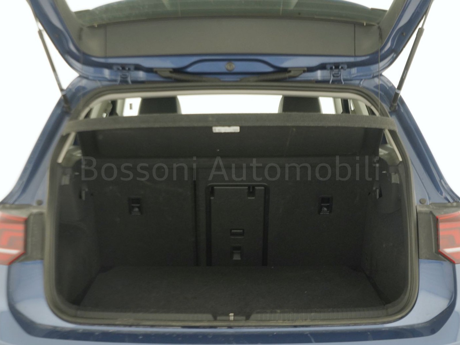 10 - Volkswagen Golf 2.0 tdi scr 150cv style dsg