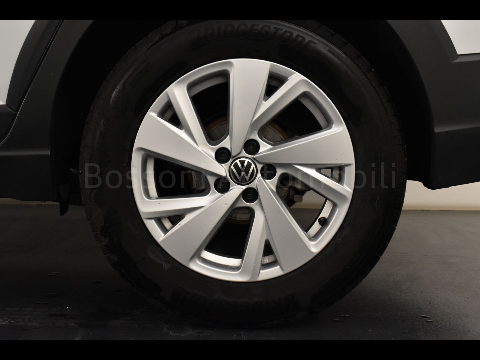 12 - Volkswagen Taigo 1.0 tsi 115cv life