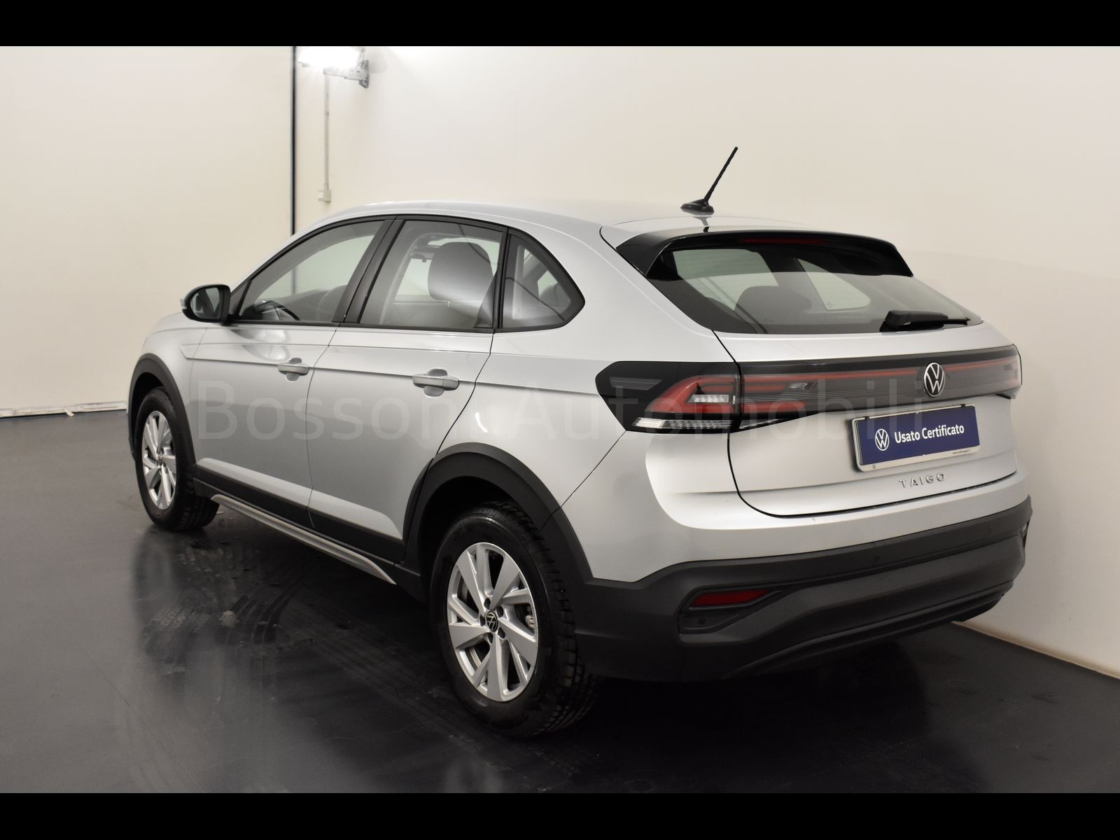 4 - Volkswagen Taigo 1.0 tsi 115cv life