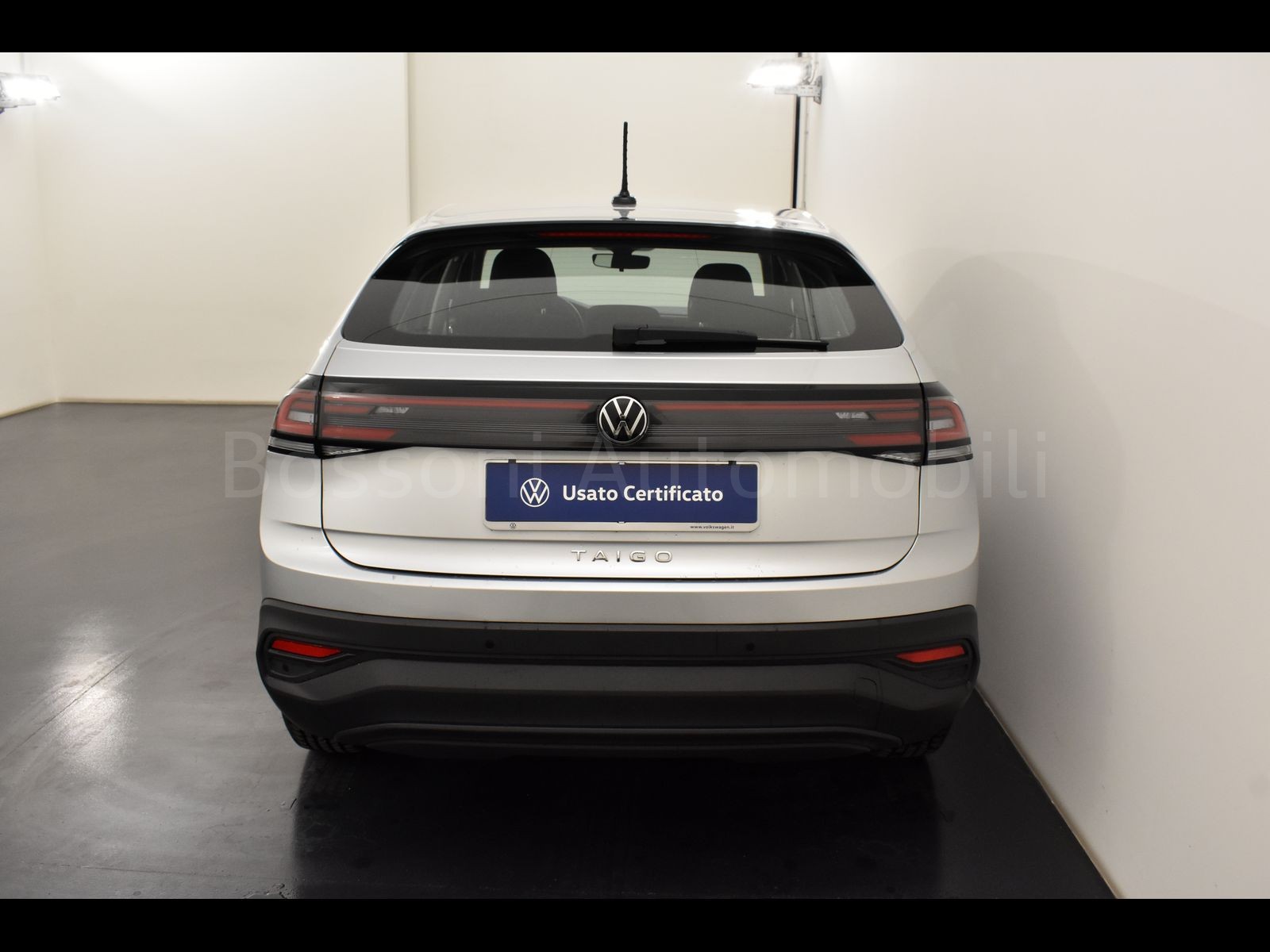 5 - Volkswagen Taigo 1.0 tsi 115cv life