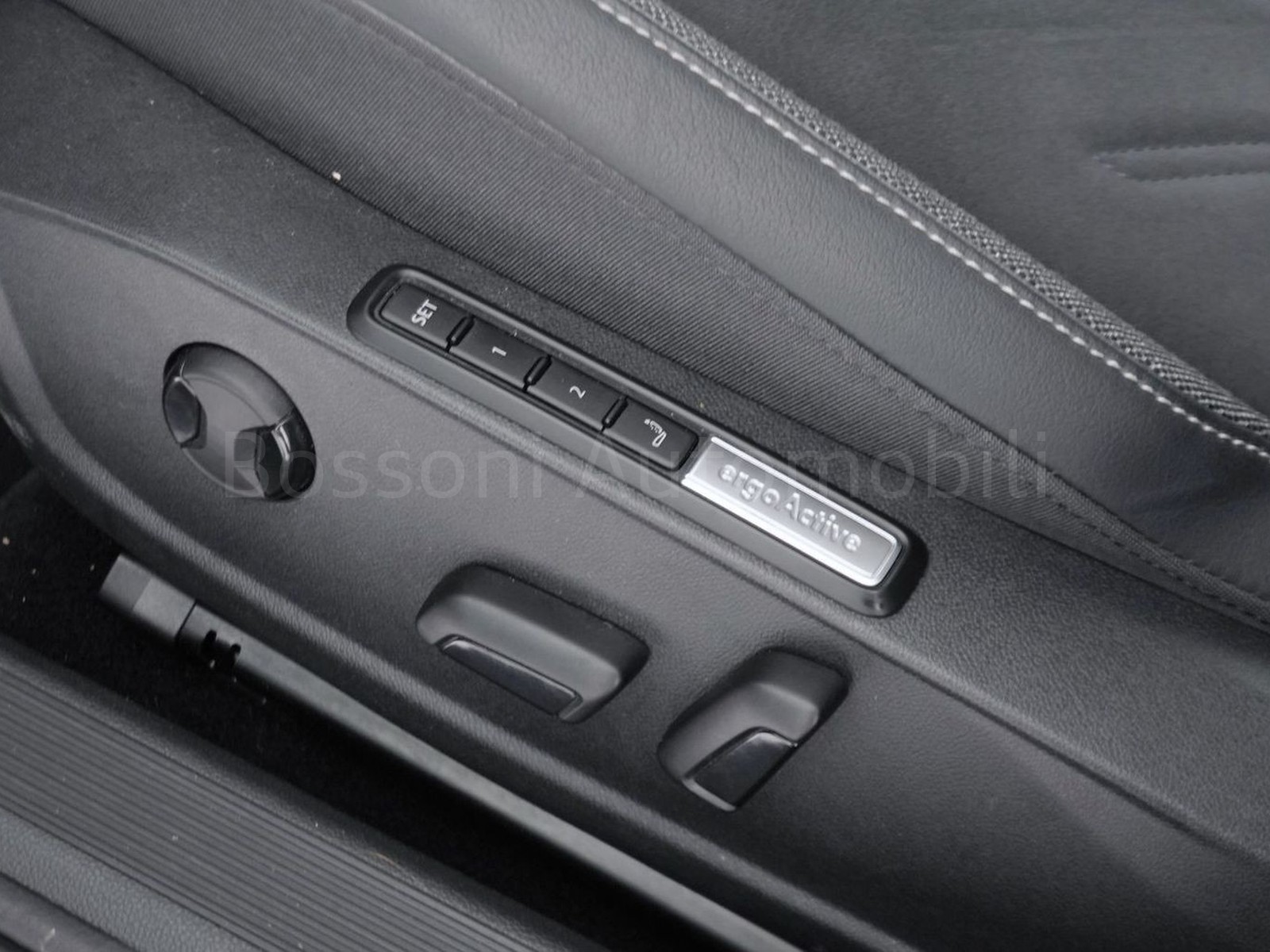 22 - Volkswagen Golf 2.0 tdi scr 150cv style dsg