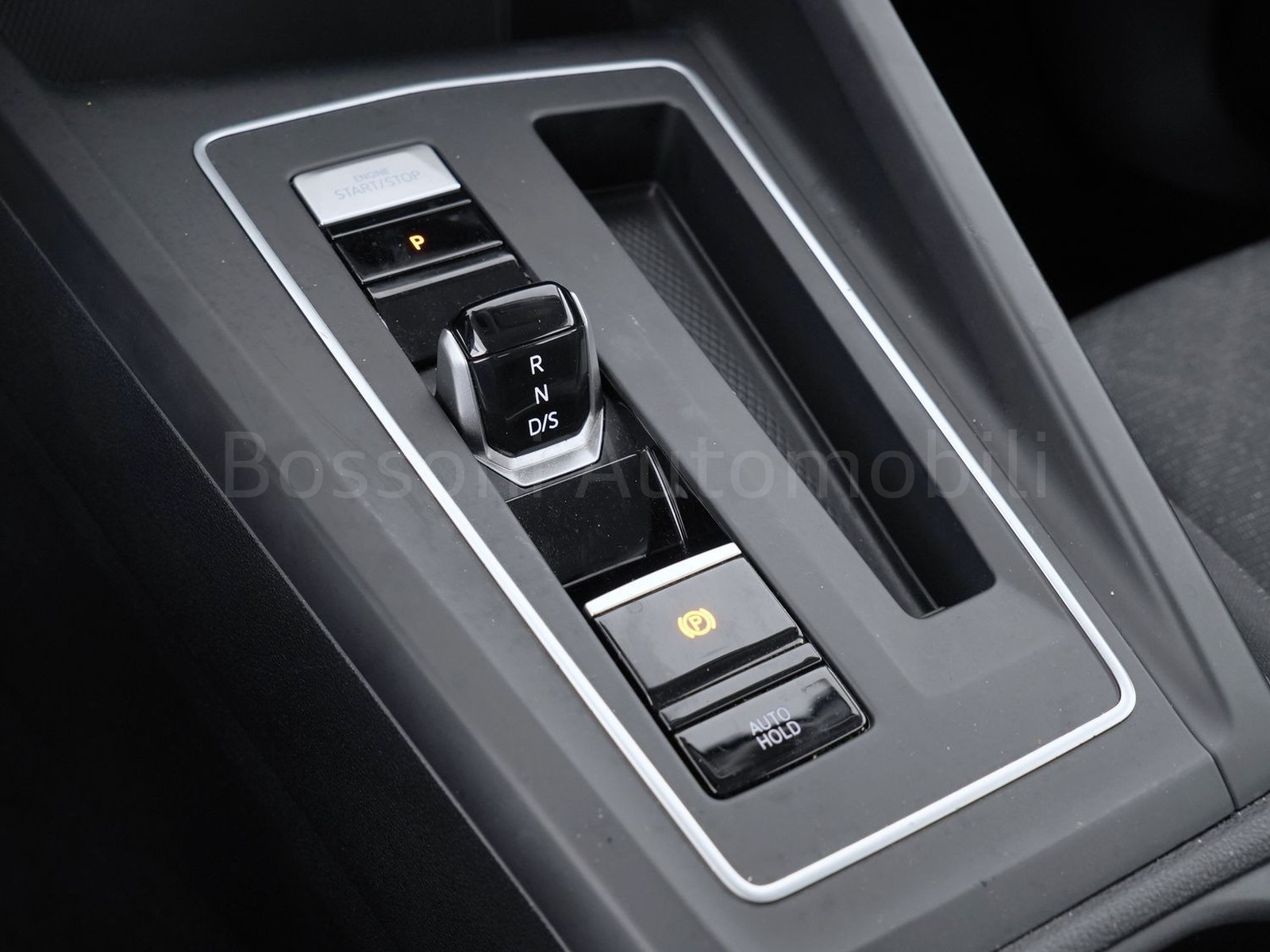 22 - Volkswagen Golf 2.0 tdi scr 115cv life dsg