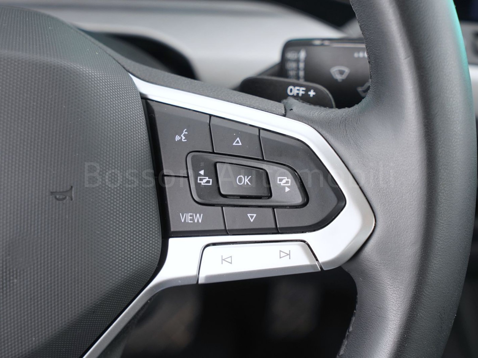 26 - Volkswagen Golf 2.0 tdi scr 115cv life dsg