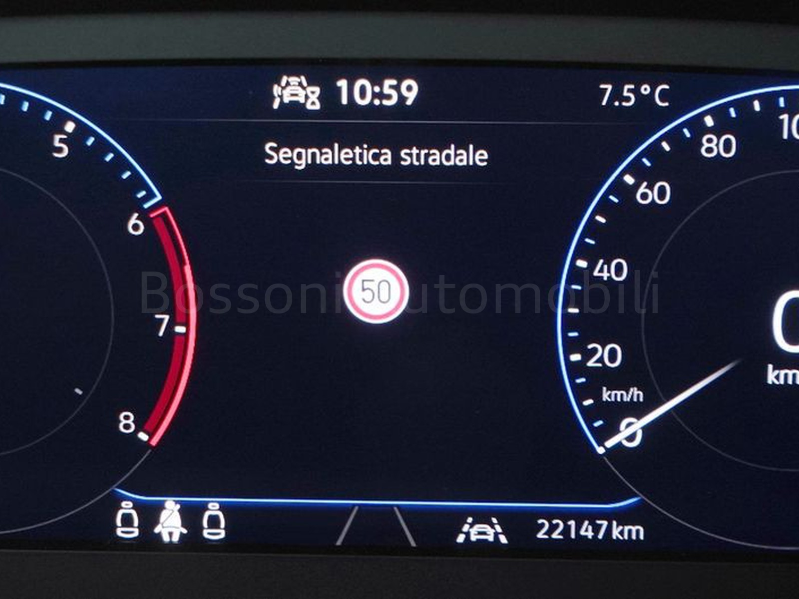 29 - Volkswagen T-Roc 1.0 tsi 115cv style