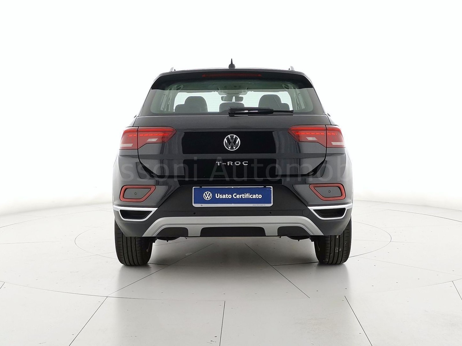 5 - Volkswagen T-Roc 1.0 tsi 115cv style