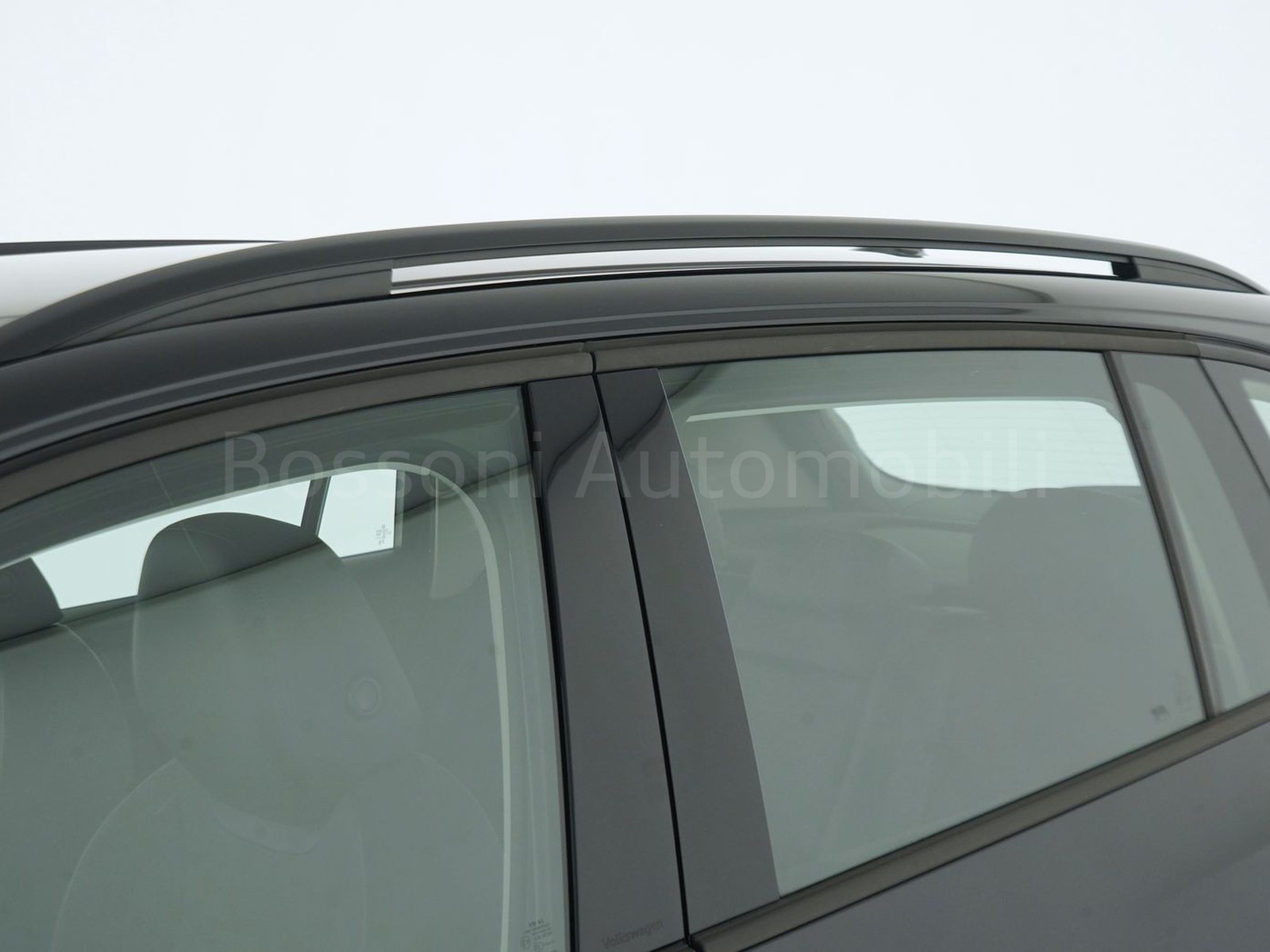 34 - Volkswagen Tiguan 2.0 tdi scr 150cv life dsg