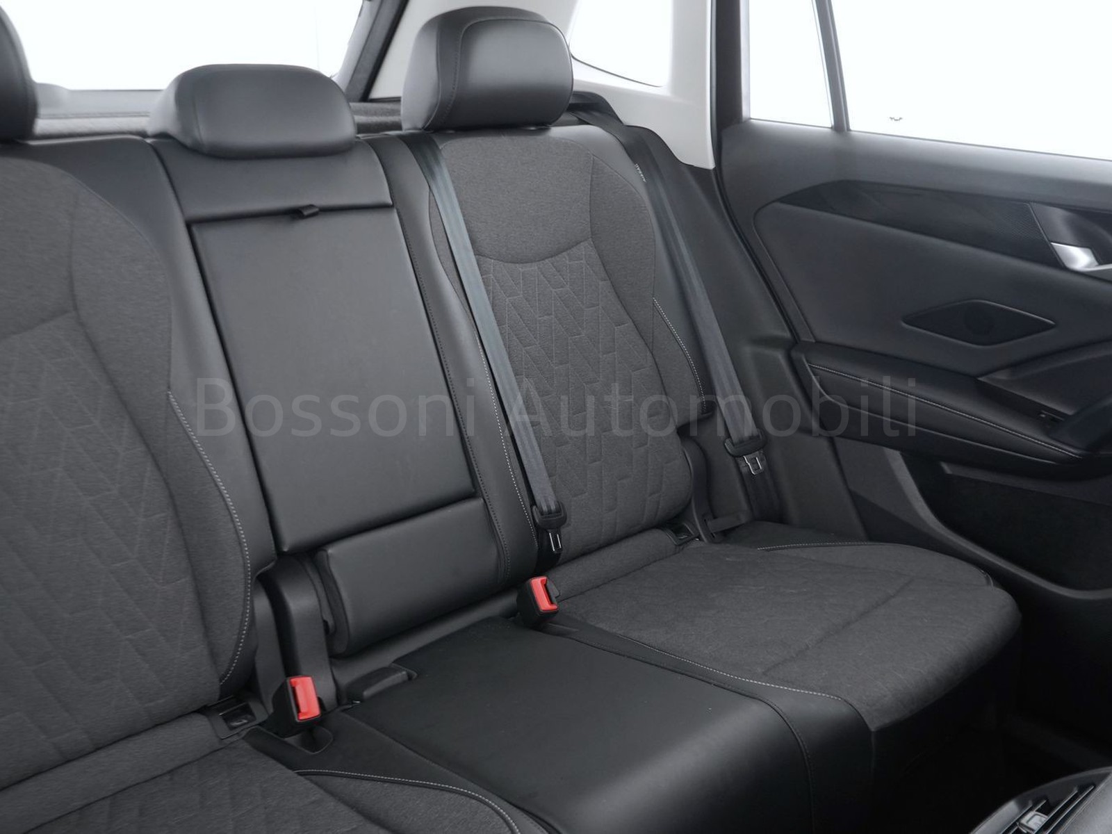 21 - Volkswagen Tiguan 2.0 tdi scr 150cv life dsg