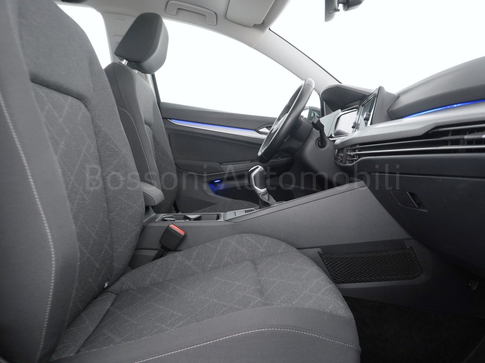 8 - Volkswagen Golf 1.5 tsi evo act 130cv life