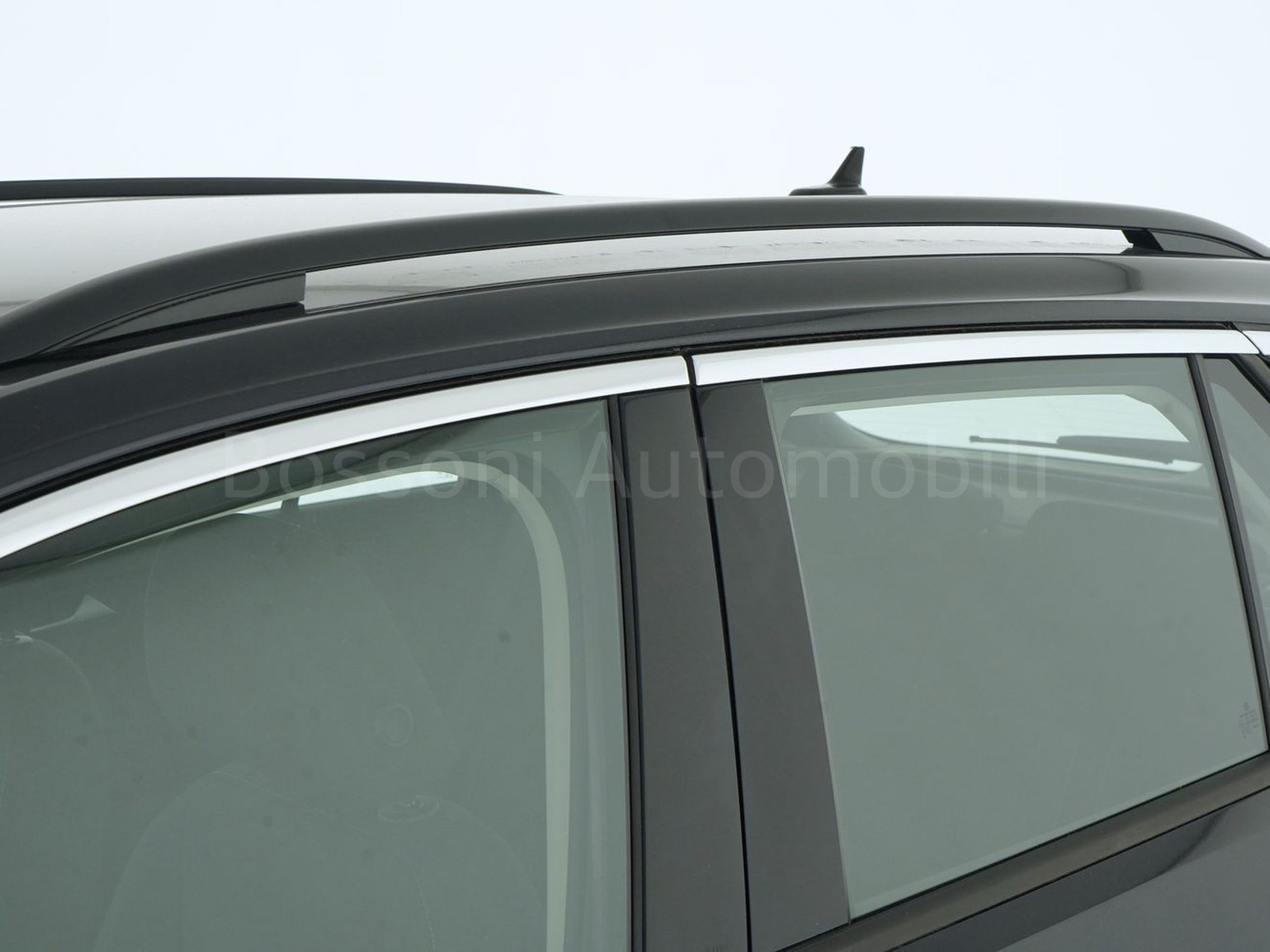 34 - Volkswagen T-Roc 1.5 tsi act life dsg