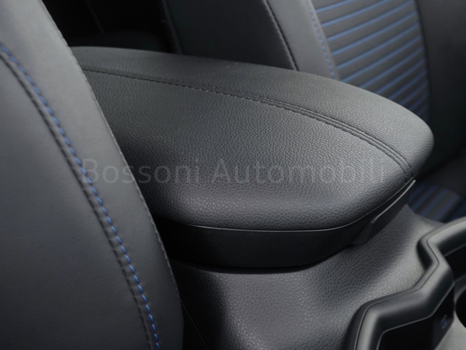 18 - Toyota Rav4 2.5 vvt-ie hybrid 218cv style 2wd e-cvt