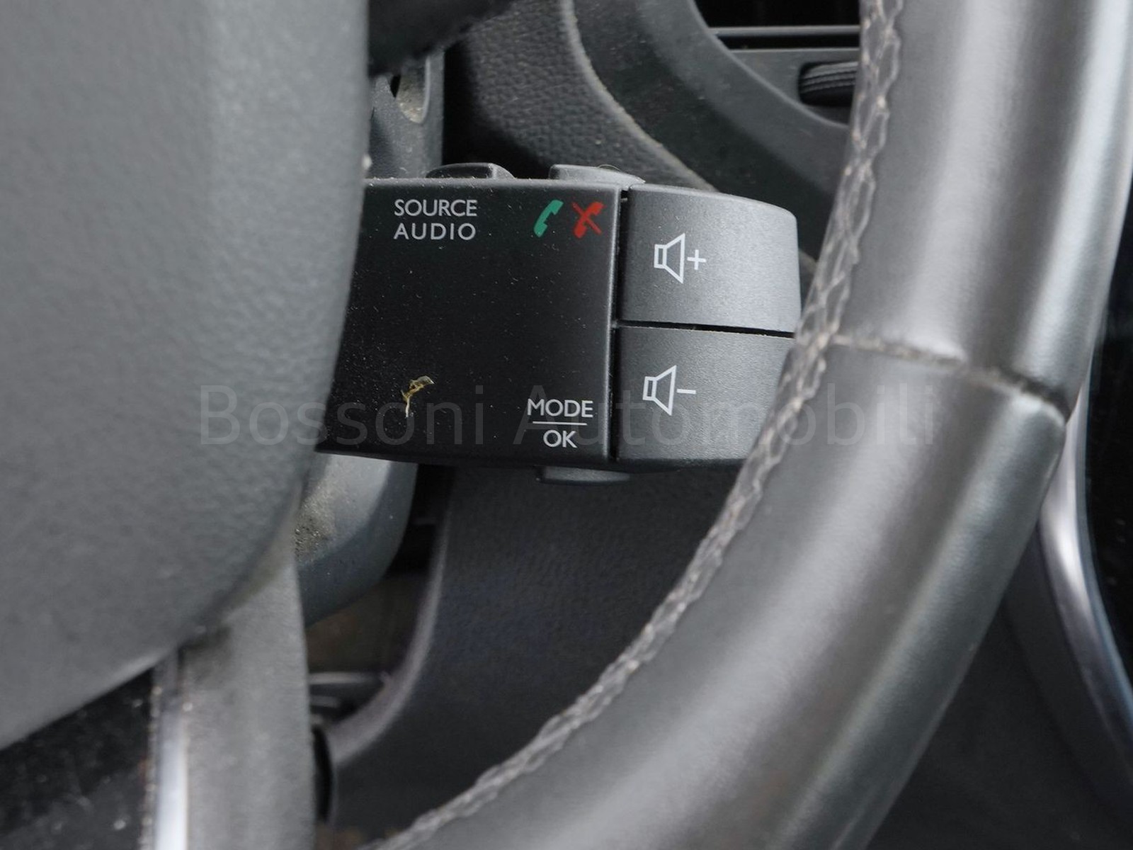 26 - Renault Captur 0.9 tce 90cv business e6d