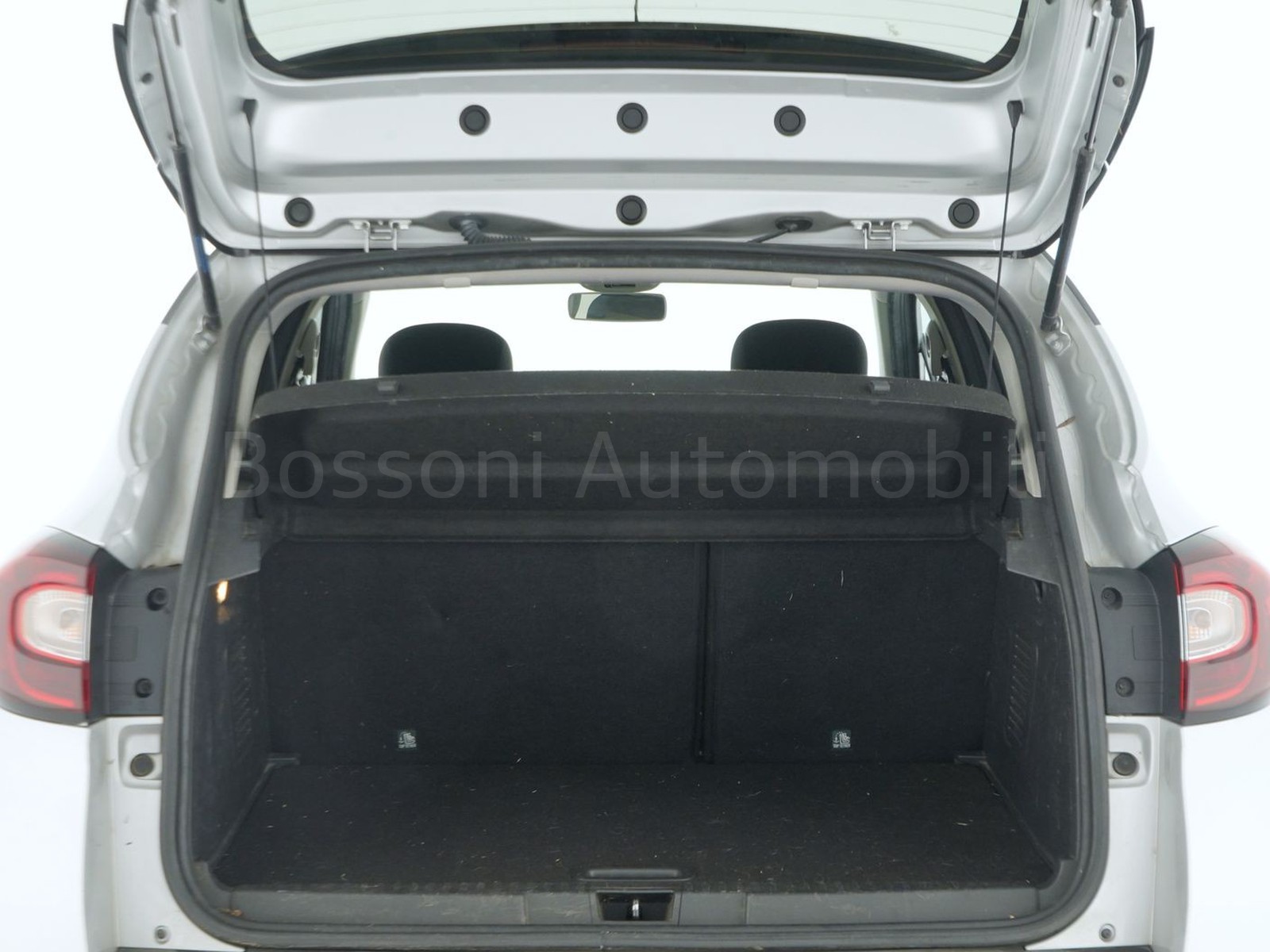 10 - Renault Captur 0.9 tce 90cv business e6d