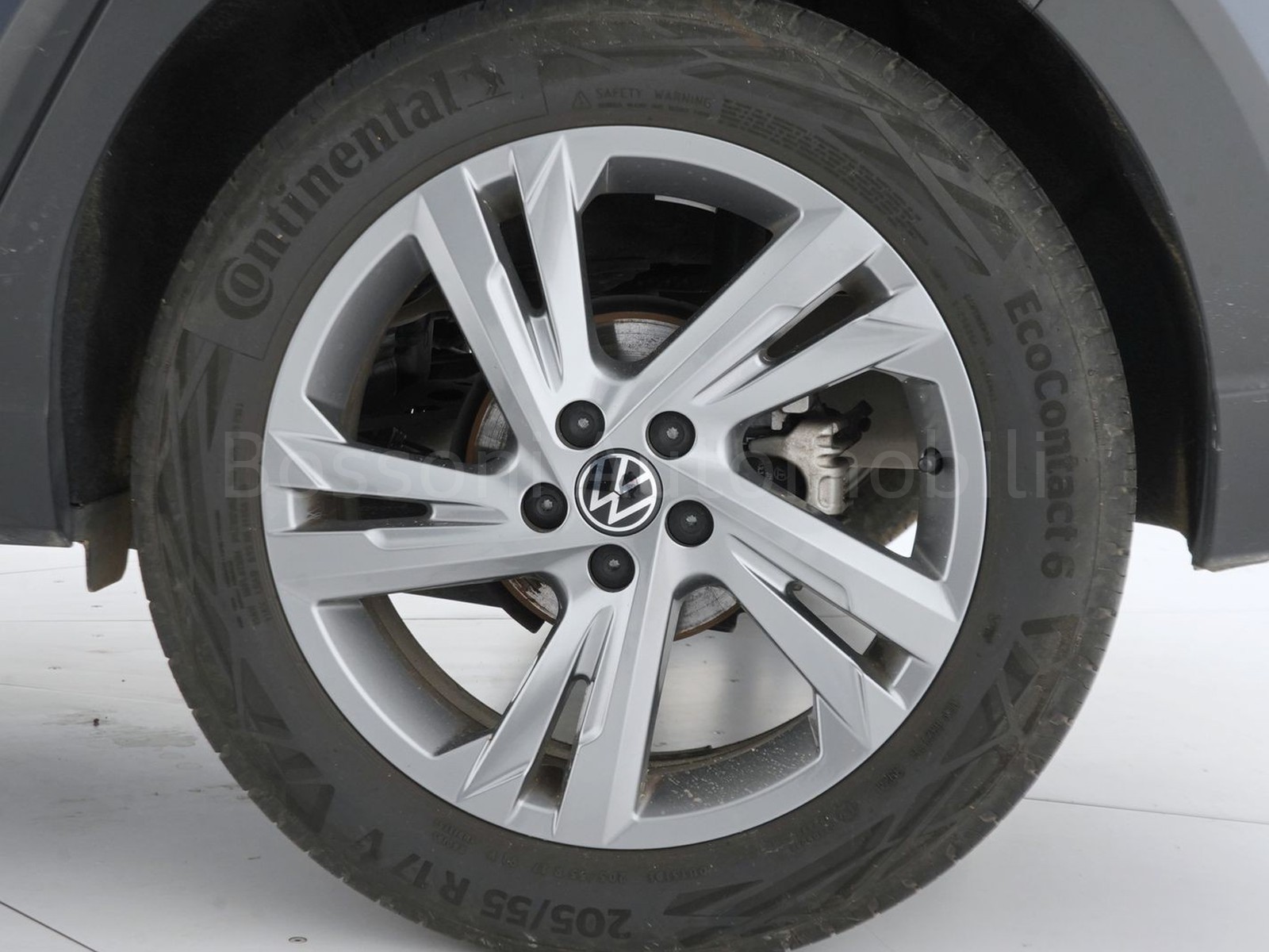 12 - Volkswagen Taigo 1.0 tsi 115cv r-line