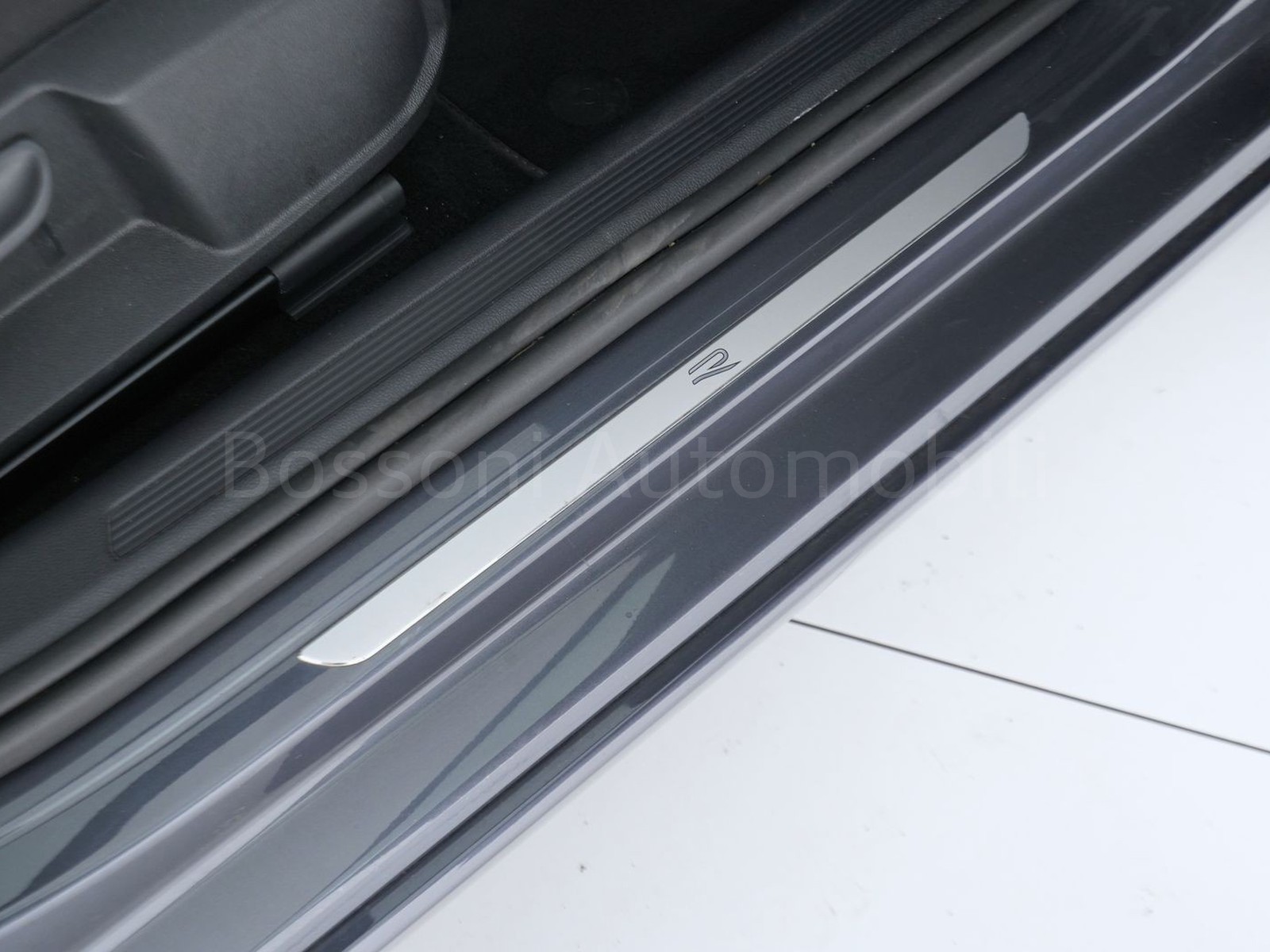 20 - Volkswagen Taigo 1.0 tsi 115cv r-line