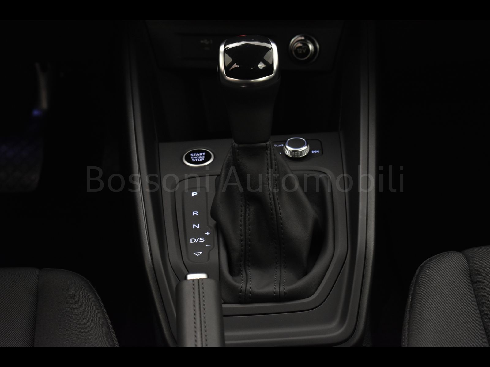 20 - Audi A1 allstreet 30 1.0 tfsi 116cv identity contrast s tronic