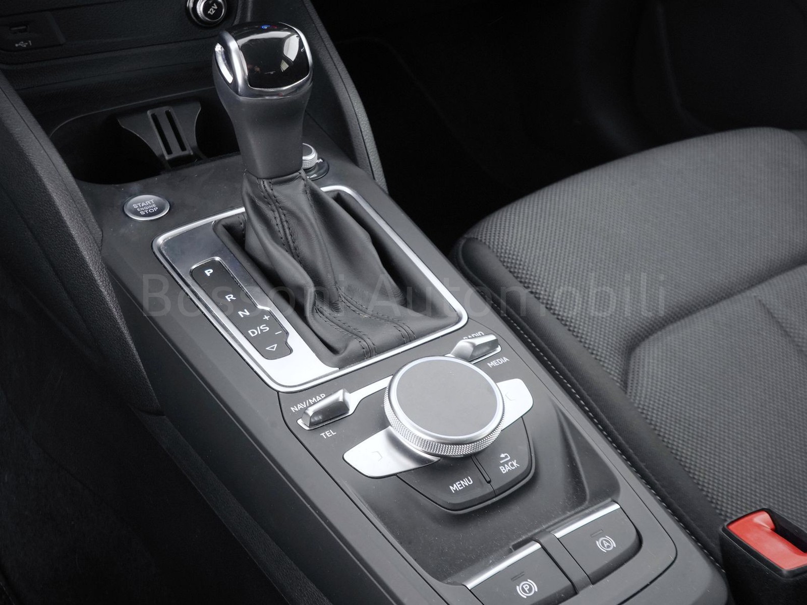 22 - Audi Q2 35 2.0 tdi identity black quattro s tronic