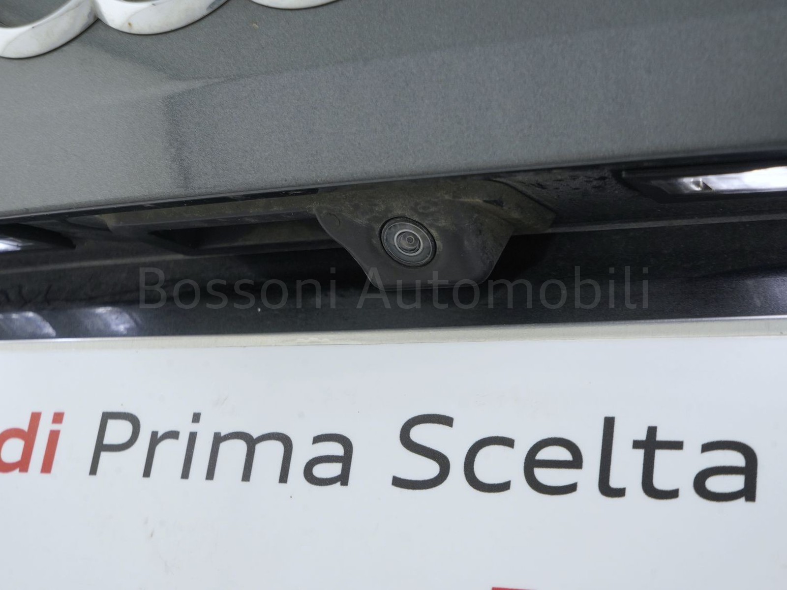 32 - Audi Q2 35 2.0 tdi identity black quattro s tronic