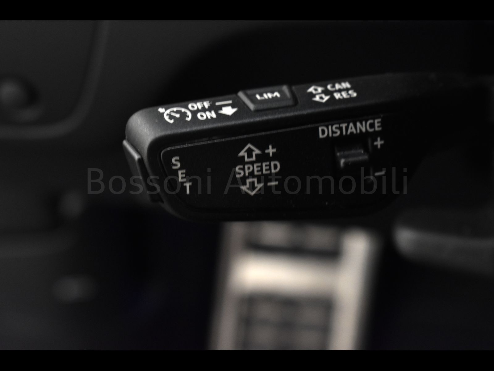 18 - Audi Q5 sportback 40 2.0 tdi mhev 12v s line plus quattro s tronic