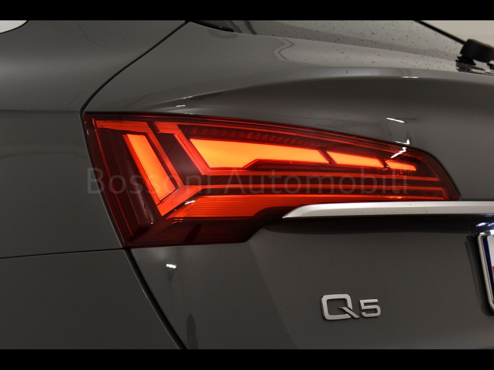 10 - Audi Q5 sportback 40 2.0 tdi mhev 12v s line plus quattro s tronic