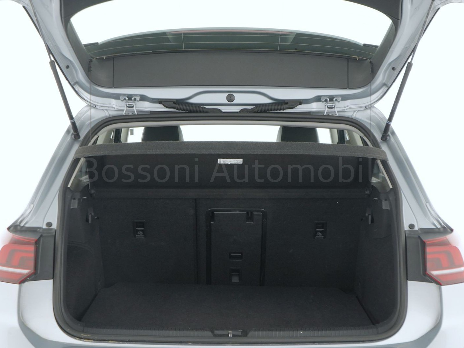 10 - Volkswagen Golf 2.0 tdi scr 150cv style dsg