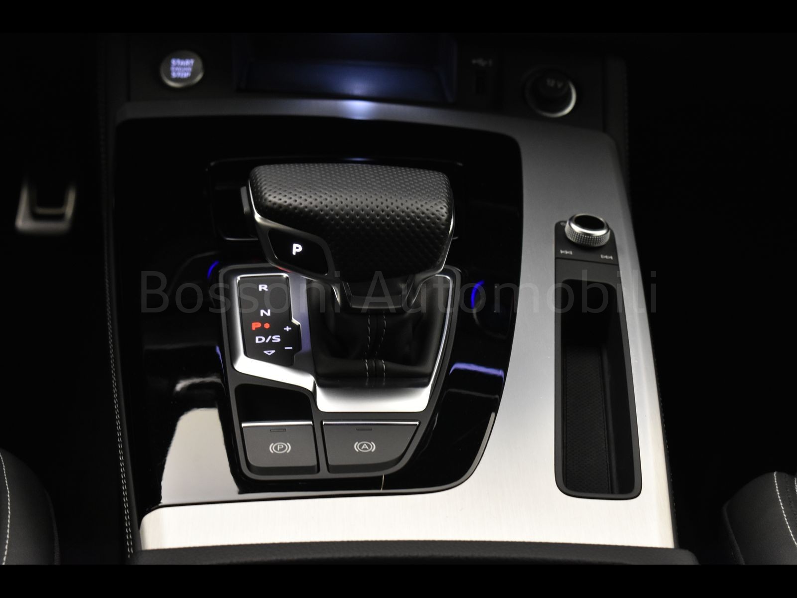 21 - Audi Q5 sportback 40 2.0 tdi mhev 12v s line plus quattro s tronic