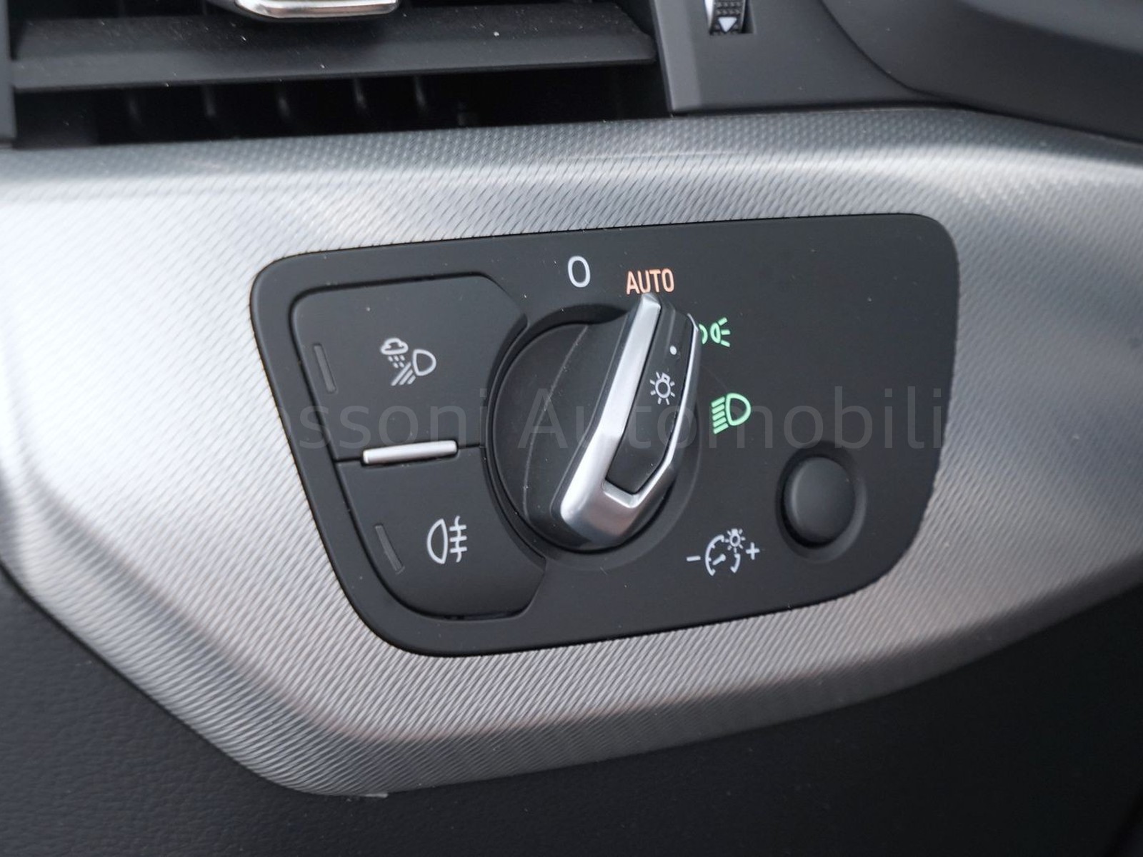 11 - Audi A5 cabrio 35 2.0 tdi mhev 163cv s line edition s tronic