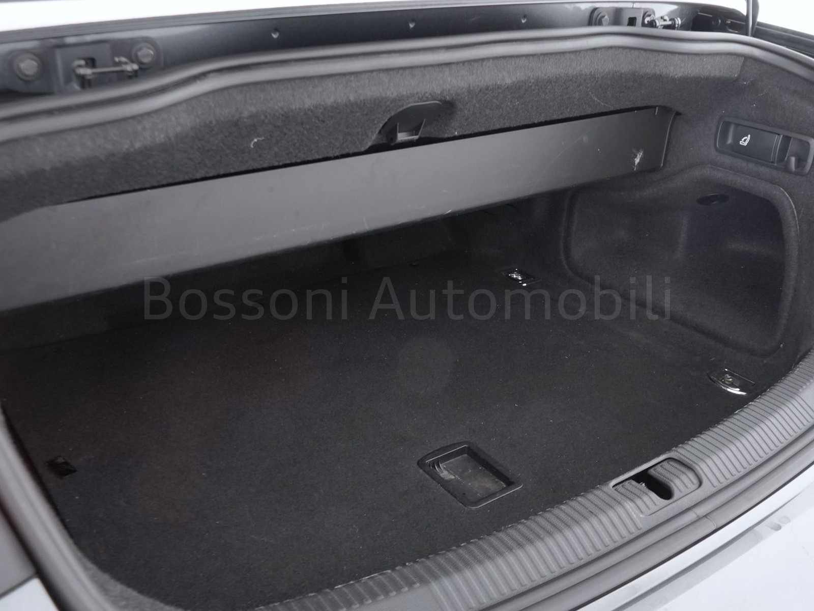 32 - Audi A5 cabrio 35 2.0 tdi mhev 163cv s line edition s tronic