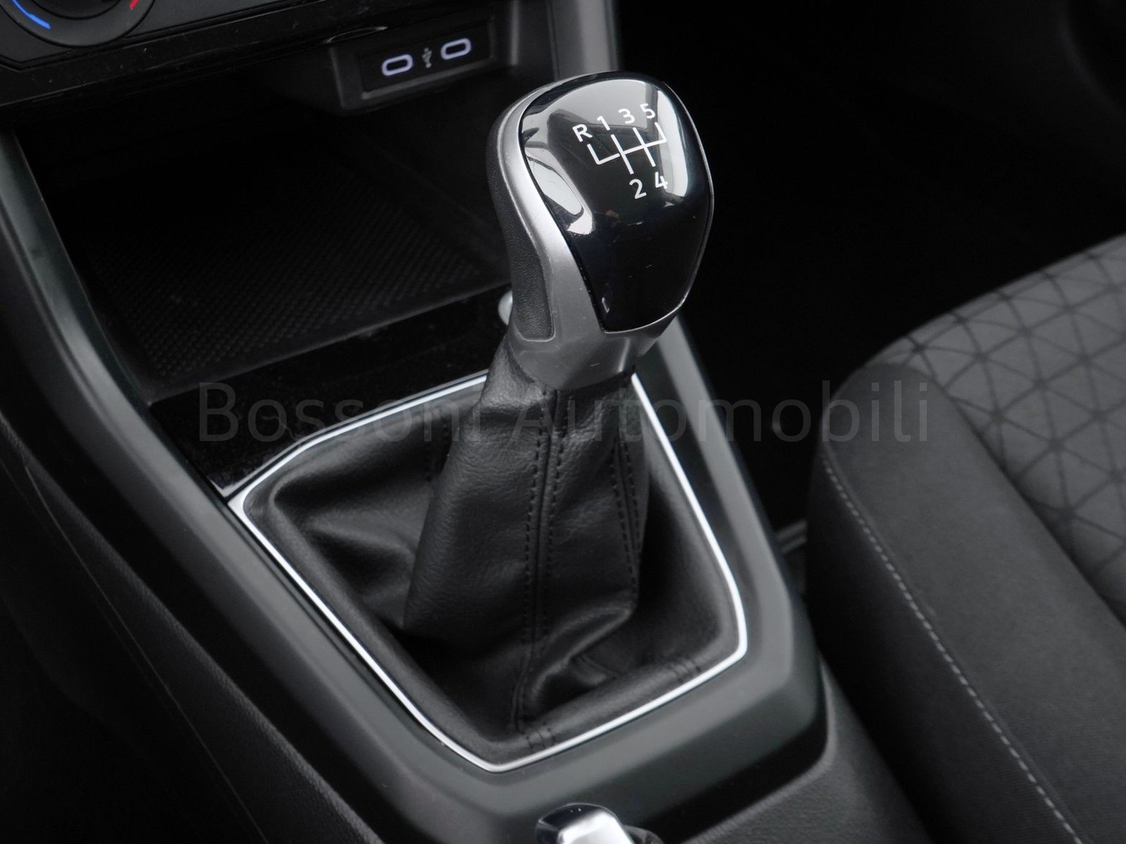 22 - Volkswagen T-Cross 1.0 tsi 95cv style