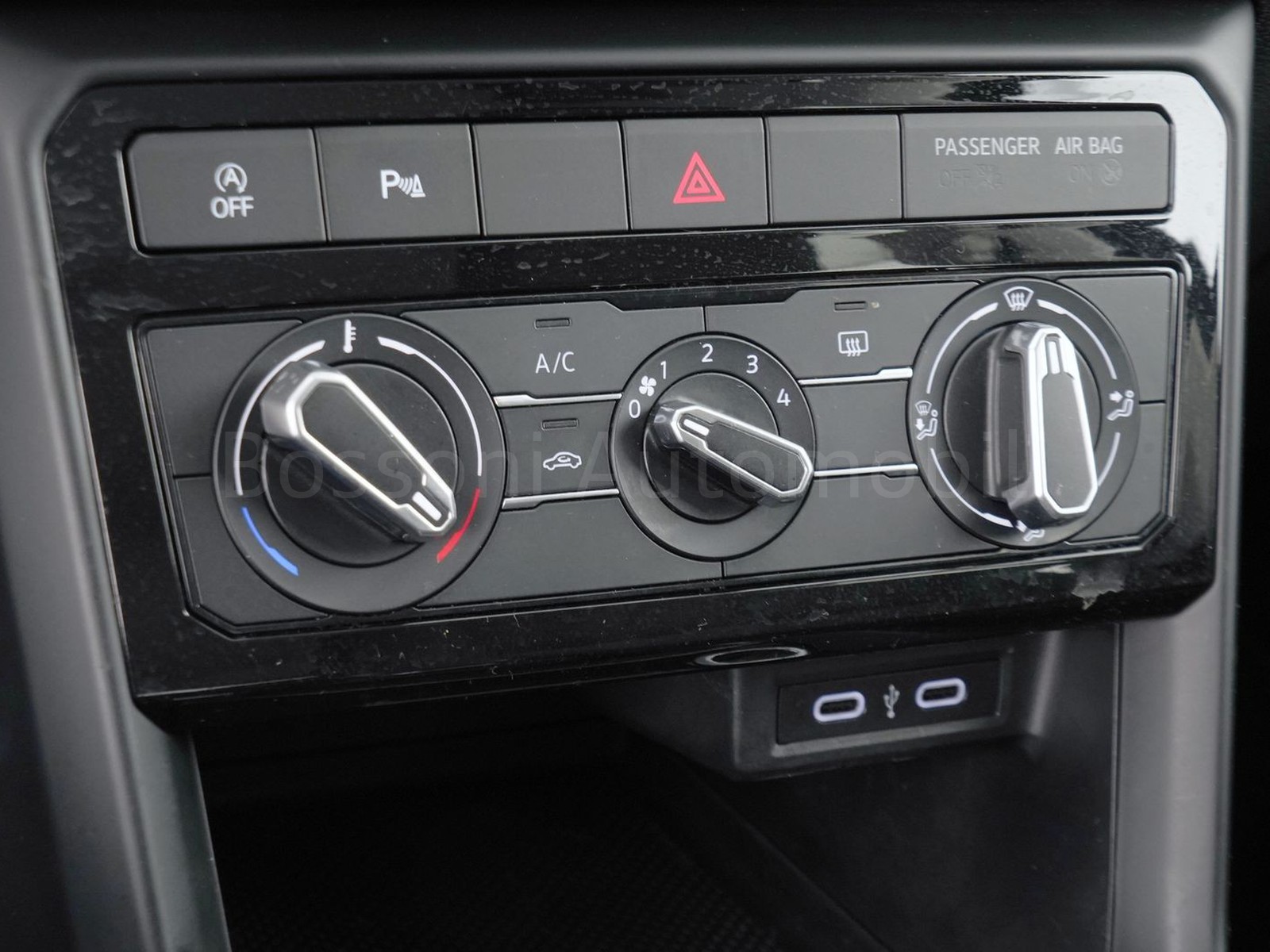 23 - Volkswagen T-Cross 1.0 tsi 95cv style