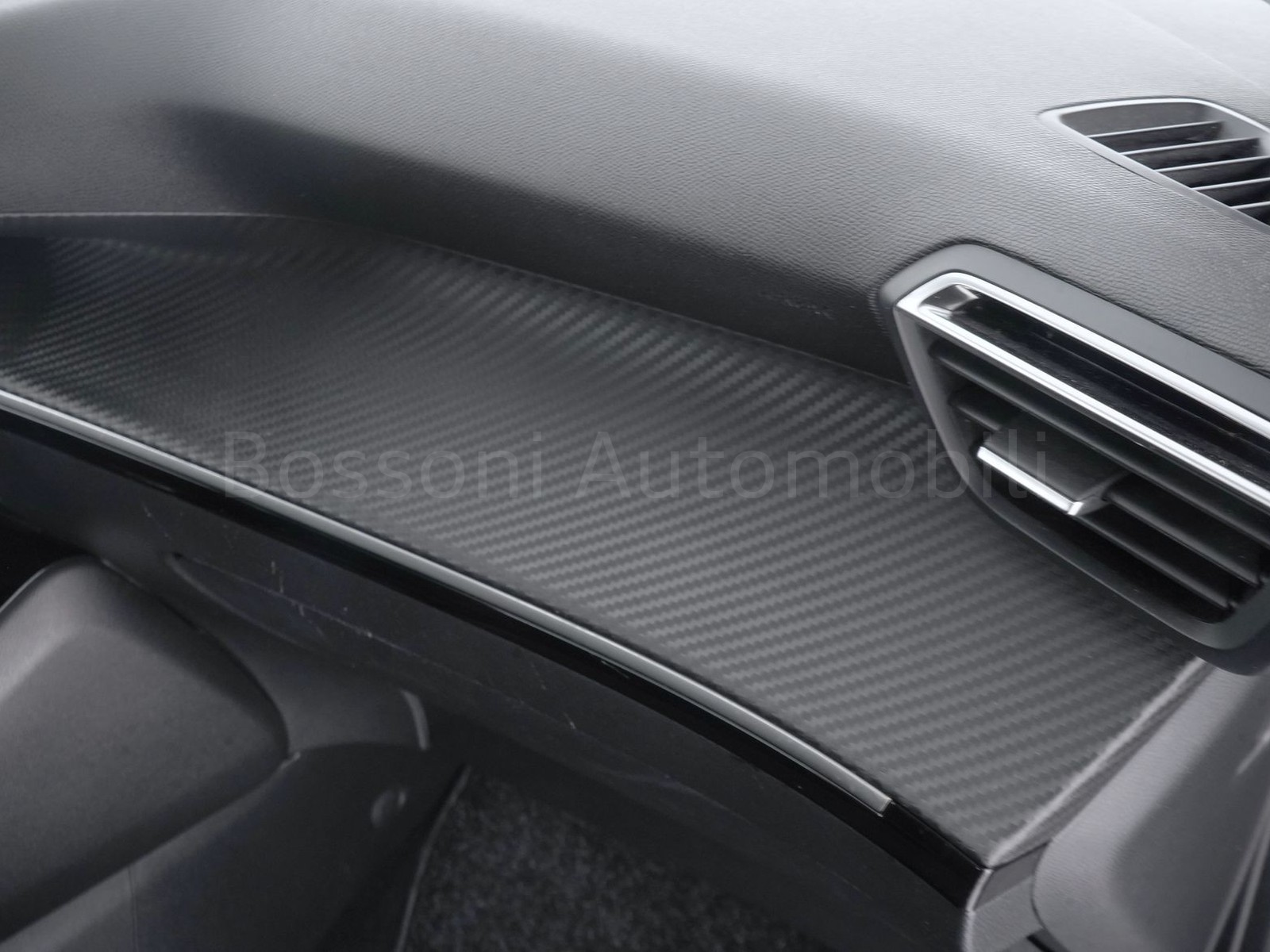 18 - Peugeot 208 5 porte 1.2 puretech 75cv active pack s&s