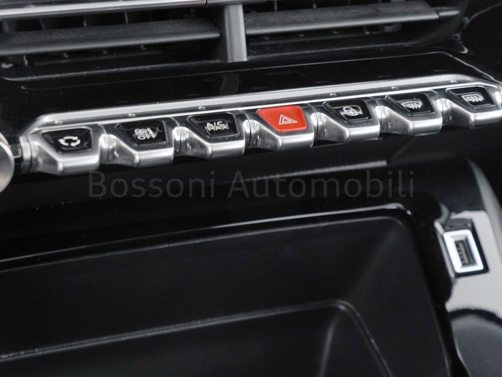 22 - Peugeot 208 5 porte 1.2 puretech 75cv active pack s&s