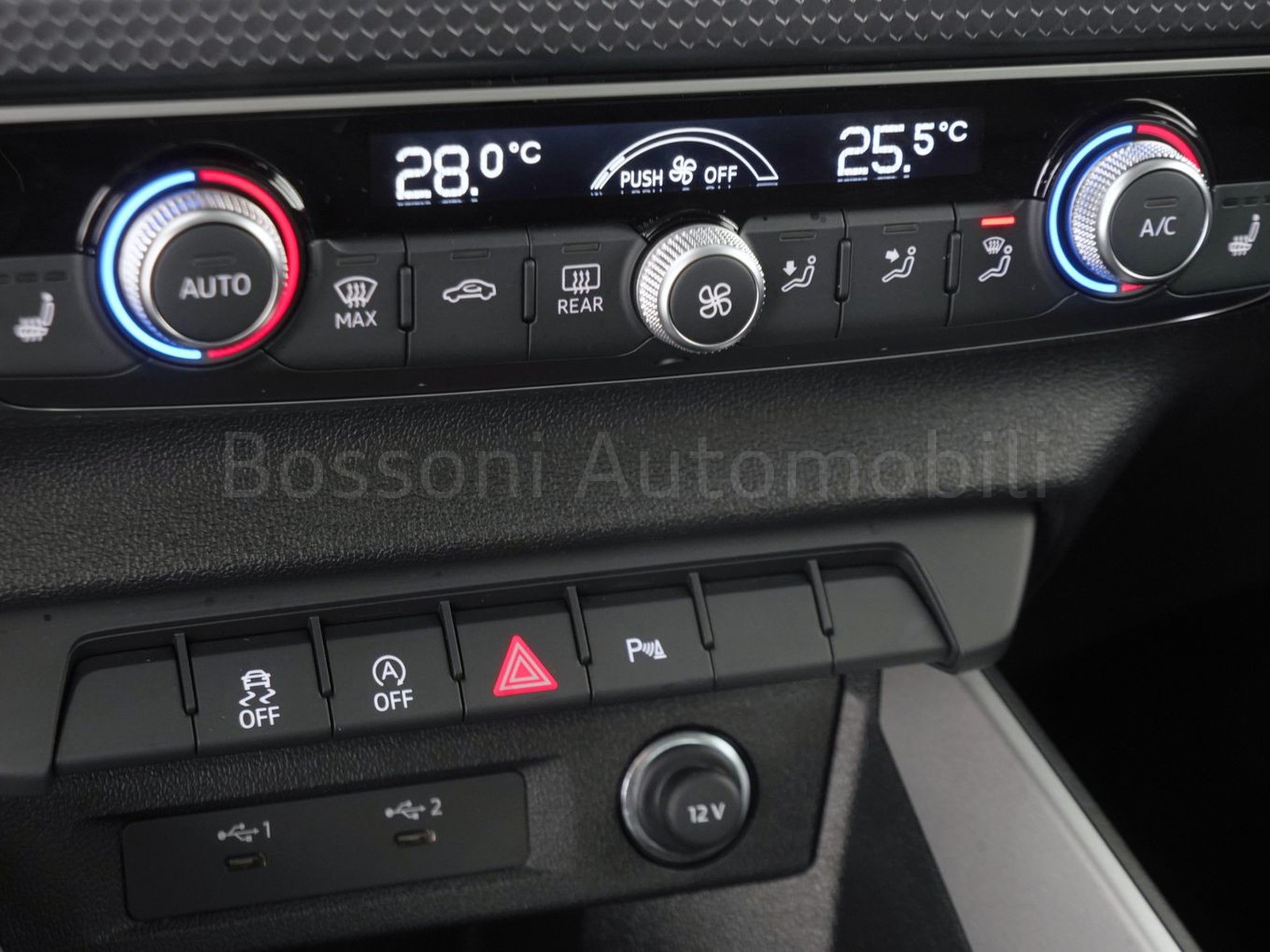 5 - Audi A1 sportback 30 1.0 tfsi 116cv business