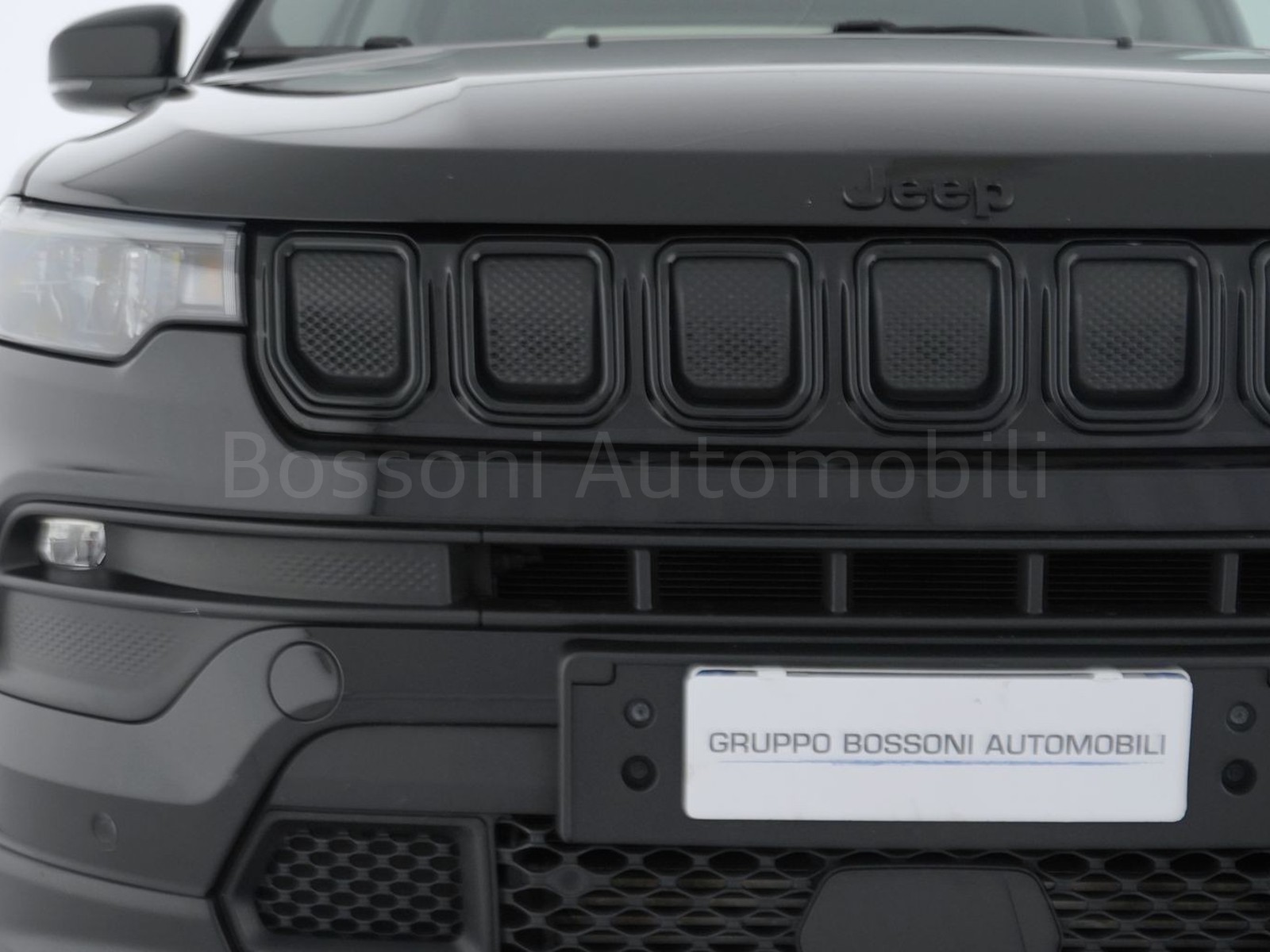 14 - Jeep Compass 1.6 multijet ii 130cv night eagle 2wd