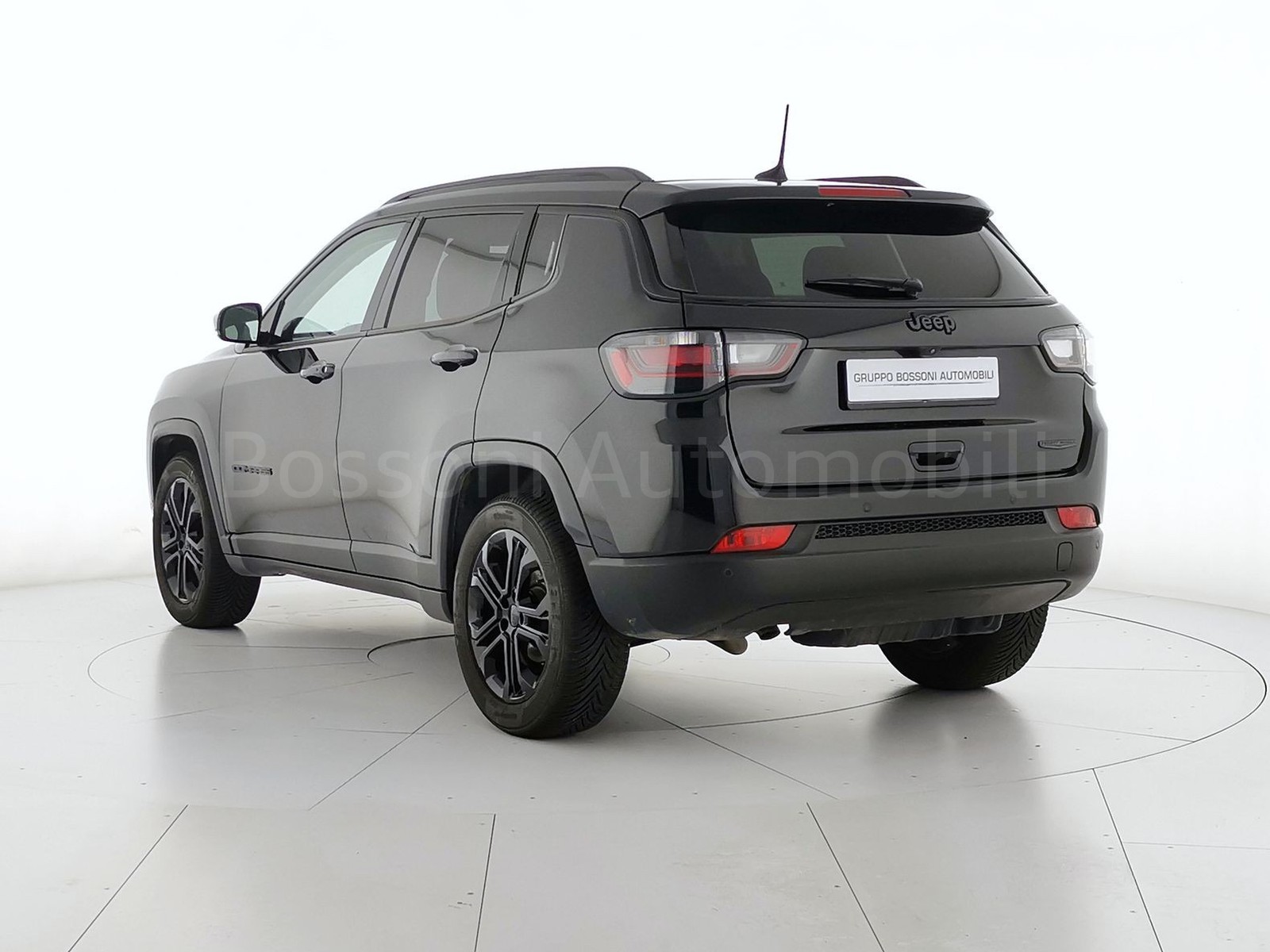 4 - Jeep Compass 1.6 multijet ii 130cv night eagle 2wd