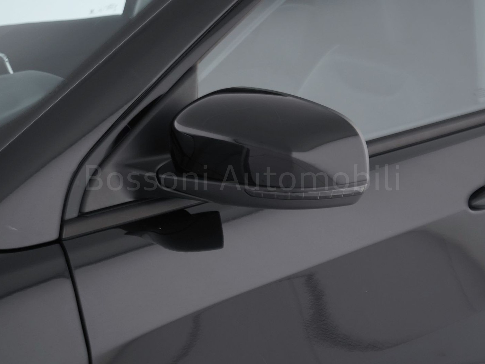 38 - Jeep Compass 1.6 multijet ii 130cv night eagle 2wd