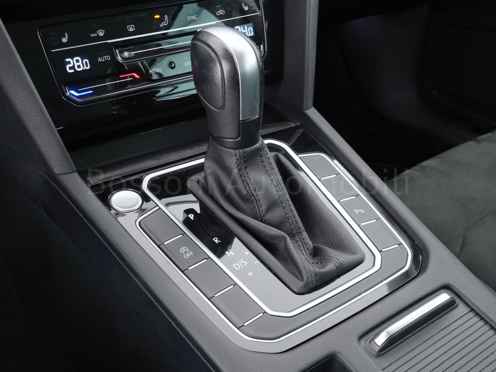 24 - Volkswagen Passat variant 2.0 tdi scr evo 150cv executive dsg