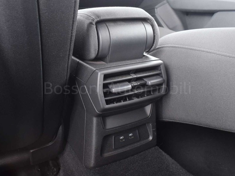 25 - Audi A3 sportback 30 2.0 tdi business