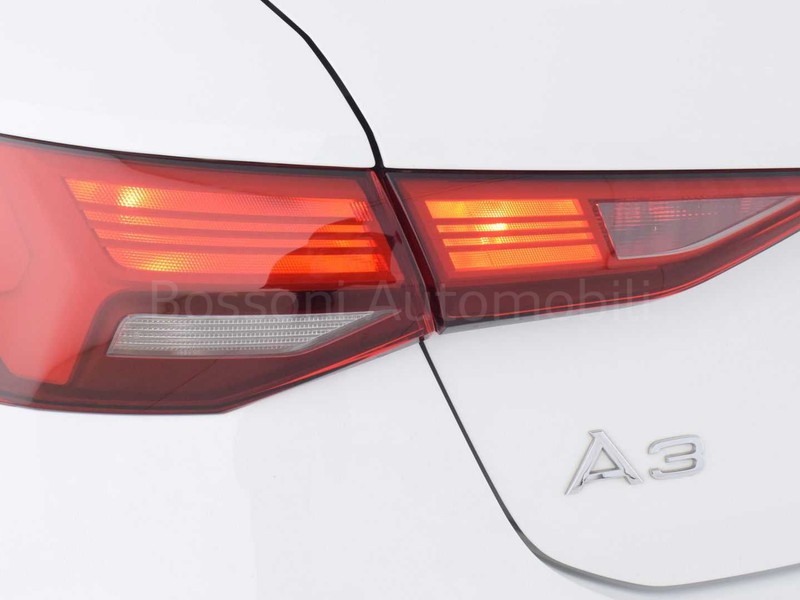 7 - Audi A3 sportback 30 2.0 tdi business